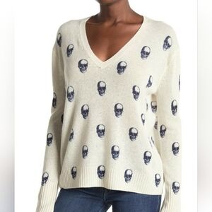 Sz Small Ivory Skull Cashmere V-Neck Sweater Navy Skull Print